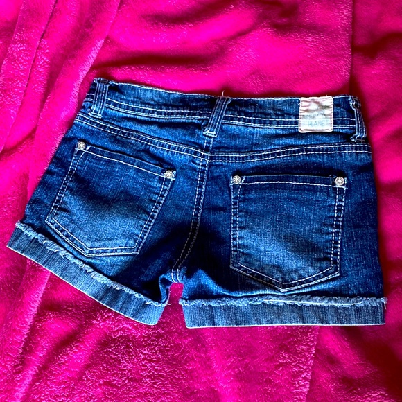 Free Planet Girls jean shorts - Picture 2 of 7